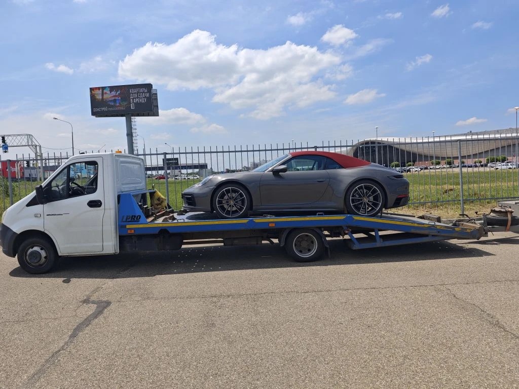 Перевозка одного автомобиля на эвакуаторе